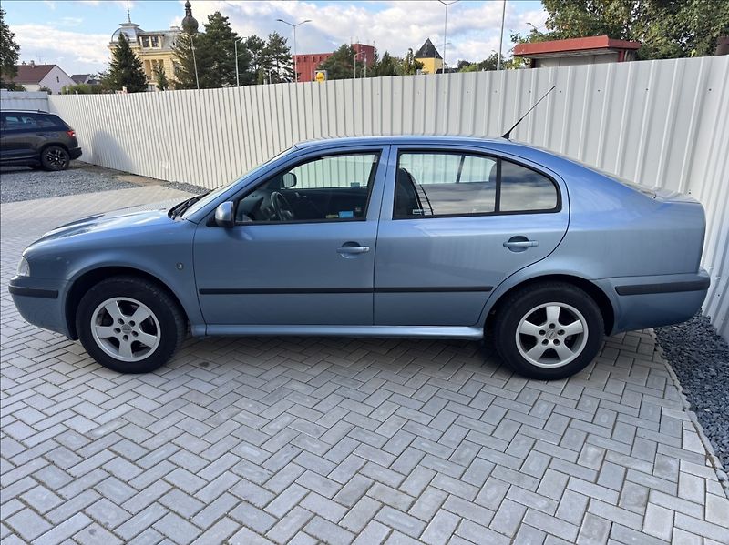 Škoda Octavia 1,9 TDI TOUR TRUMF původ ČR - fotka 4 z 50