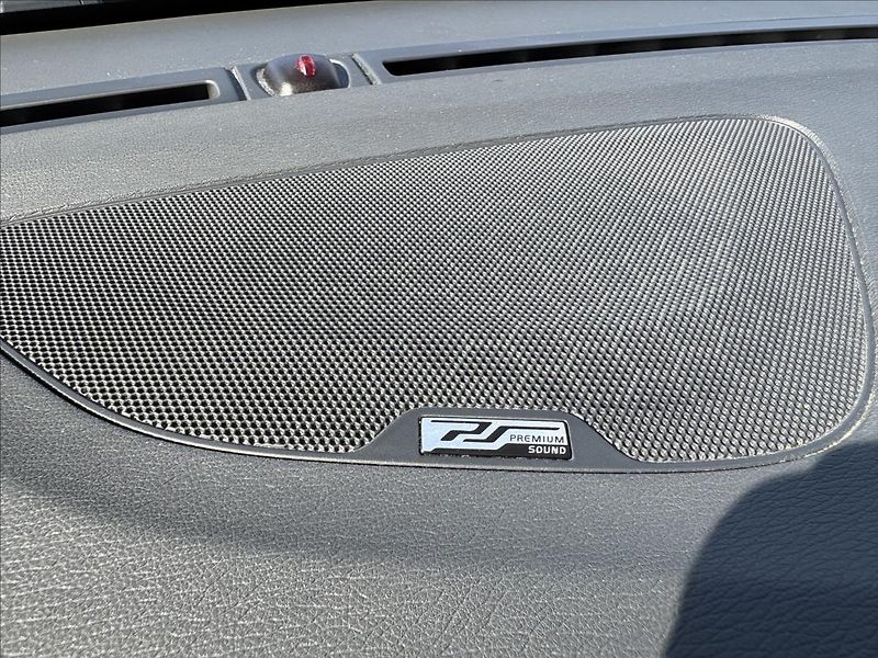 Volvo V60 2,4 D5 R-Design,AT,AWD,Xen,Výb - fotka 29 z 41