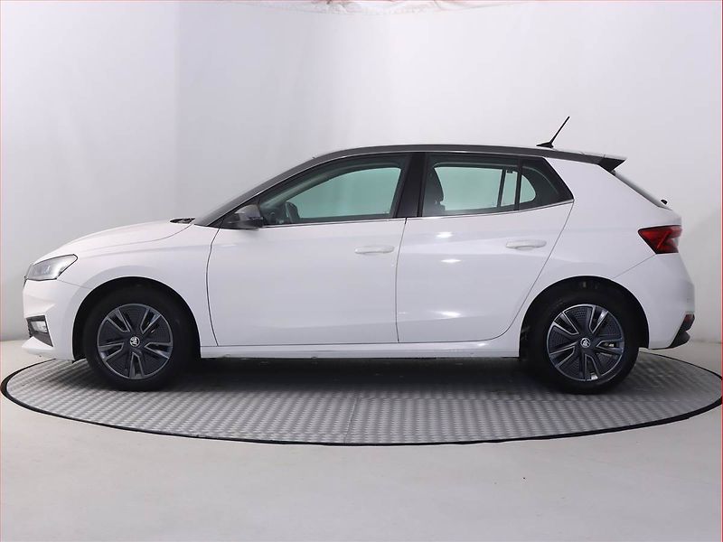 Škoda Fabia (2023) 1.0 TSI, Serv.kniha, Tempomat - fotka 3 z 22
