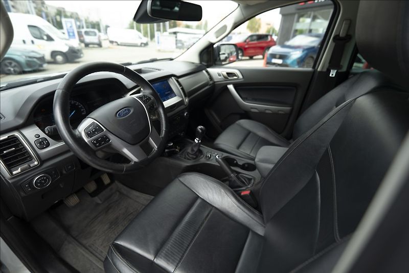 Ford Ranger 2,0 EcoBlue 4WD DOUBLE CAB ČR - fotka 8 z 37