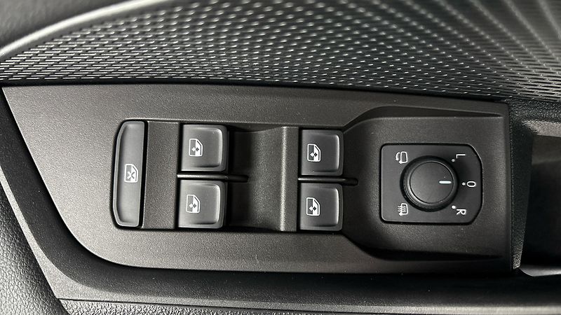 Škoda Octavia 2.0 TDI Ambition - fotka 21 z 25