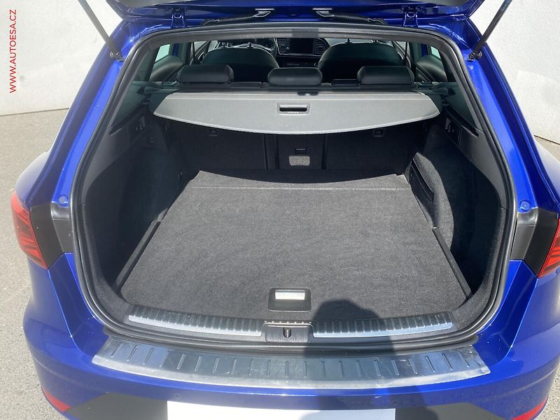 Seat Leon (2017) 1.8 TSi, FR, DSG, LED, panor - fotka 7 z 18