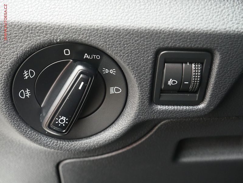 Škoda Scala (2022) 1.0 TSi, ČR, Ambition - fotka 14 z 16