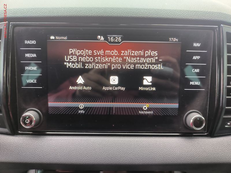 Škoda Karoq (2022) 1.5TSi, 2.maj,ČR, LED, TZ - fotka 14 z 26