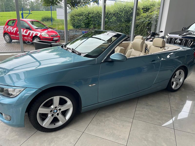 BMW Řada 3 320 i  E93  Cabrio  - fotografie inzerátu