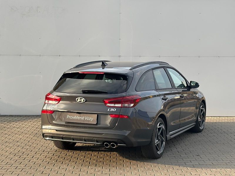 Hyundai i30 1.5 T-GDI MHEV DCT N-Line - fotka 2 z 29