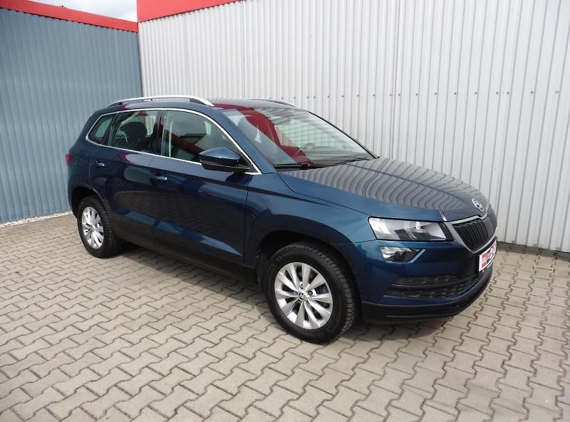 Škoda Karoq 1,0 TSi Style, Navi, Kamera, V - fotka 2 z 19