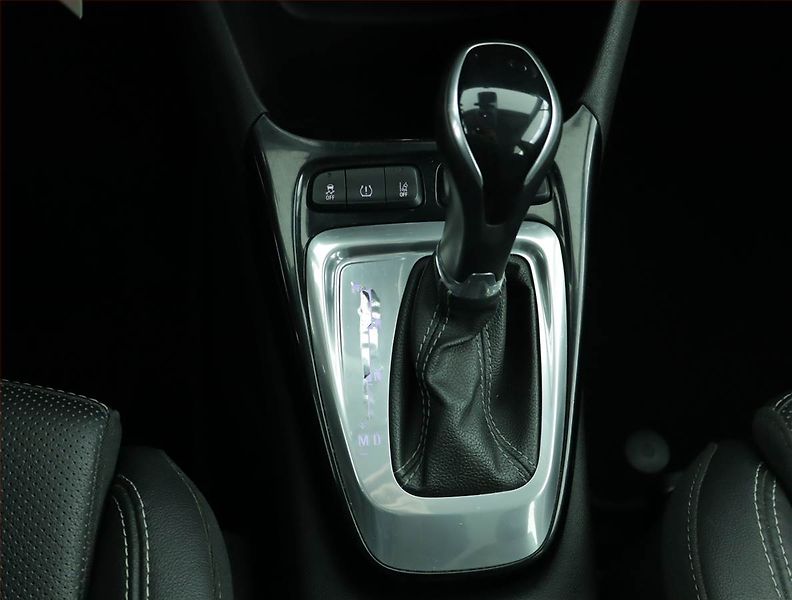 Opel Crossland X (2021) Elegance 1.2 Turbo, Automat - fotka 13 z 15