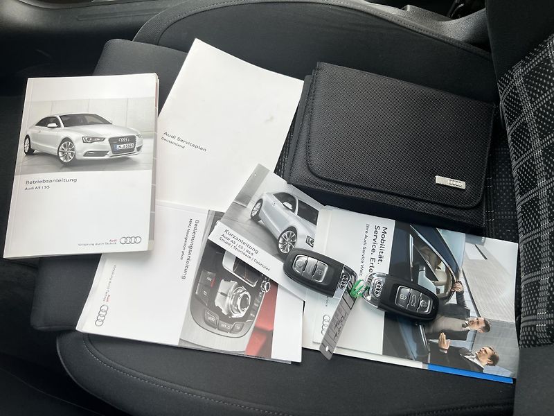 Audi A5 2.0TDI 100KW,TZ,DIGI,XENONY - fotka 42 z 49