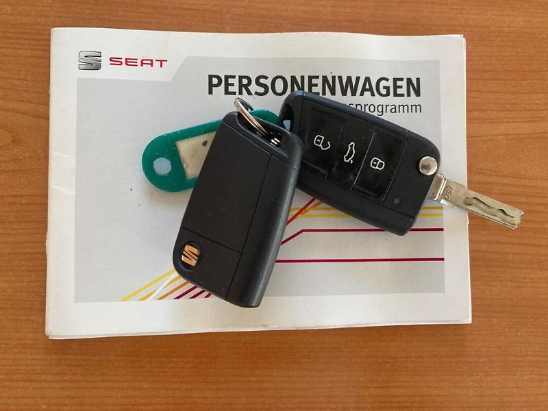 Seat Leon (2013) 1.8 TSi 132kW - fotka 26 z 39