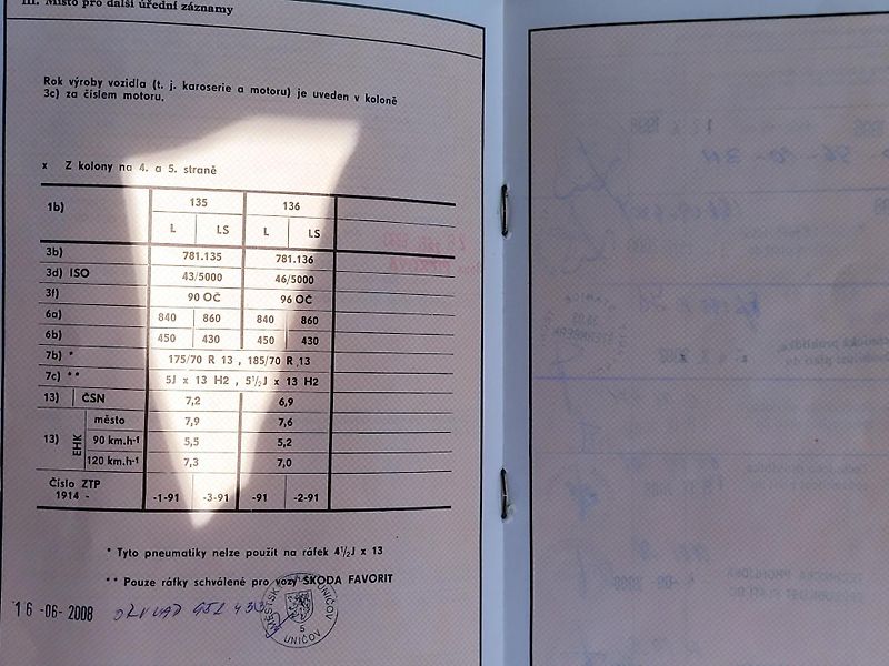 Škoda Favorit 135L,CZ, 1.majitel, GARÁŽOVANÝ - fotka 16 z 50