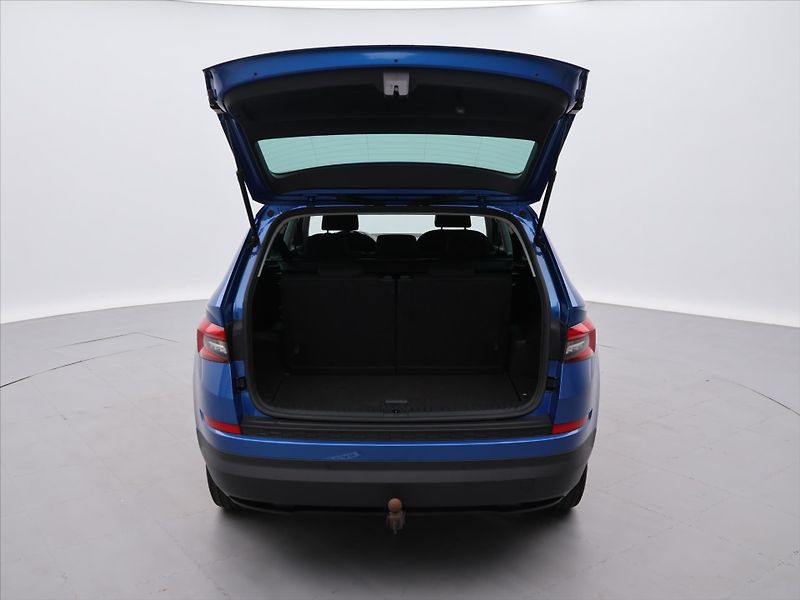 Škoda Kodiaq 2,0 TDI 140kW Style 4x4 DSG CZ - fotka 9 z 36