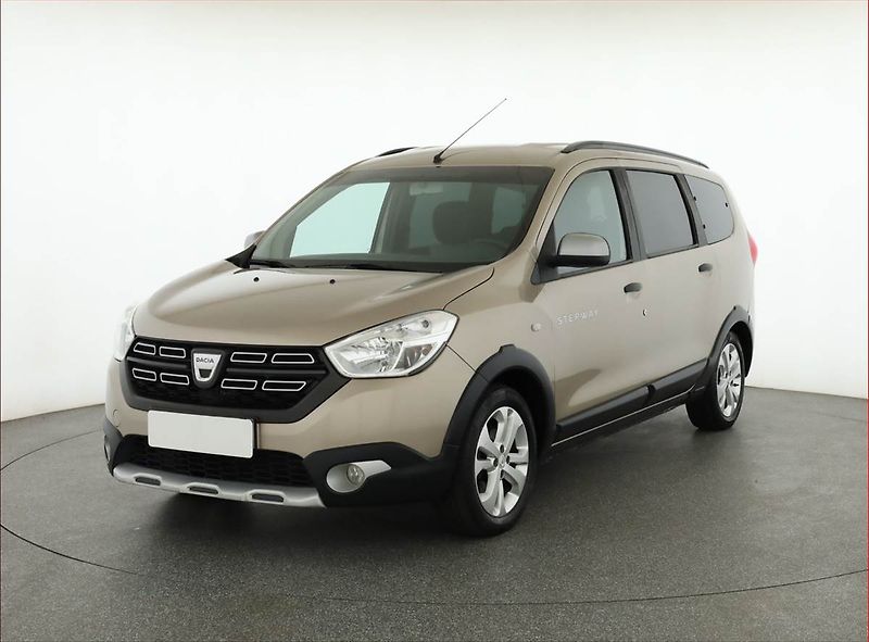 Dacia Lodgy (2020) Stepway 1.3 TCe, 7 míst - fotka 2 z 20