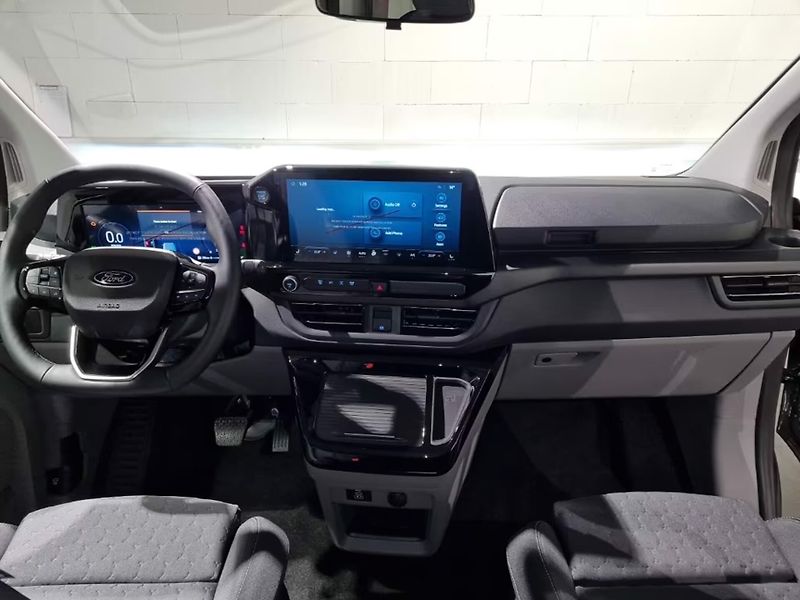 Ford Tourneo Custom (2026) Nugget Titanium 320 L2 - fotka 10 z 12