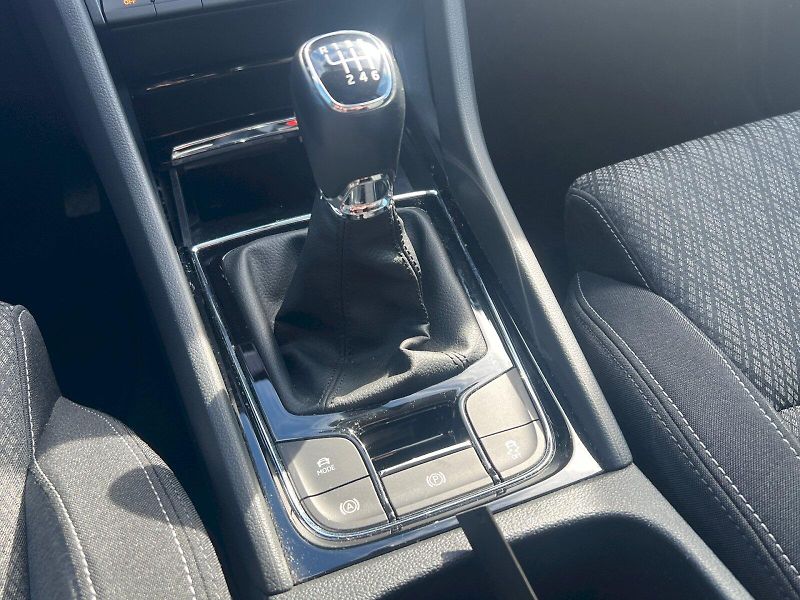 Škoda Karoq (2022) Style Plus 1.5TSi 110kW 6°manu - fotka 29 z 30
