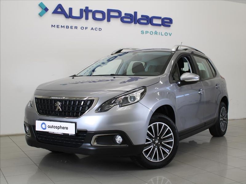 Peugeot 2008 1,2 PT 81kW 62tkm. 1.maj.ČR - fotka 1 z 18
