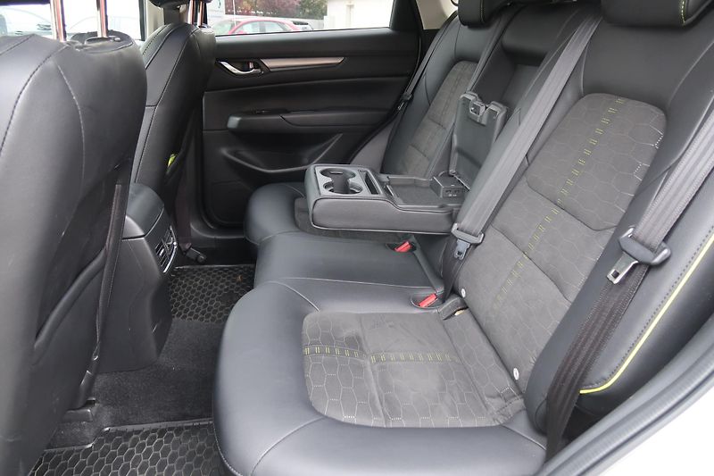 Mazda CX-5 2,5 AT AWD Newground, záruka - fotka 16 z 31