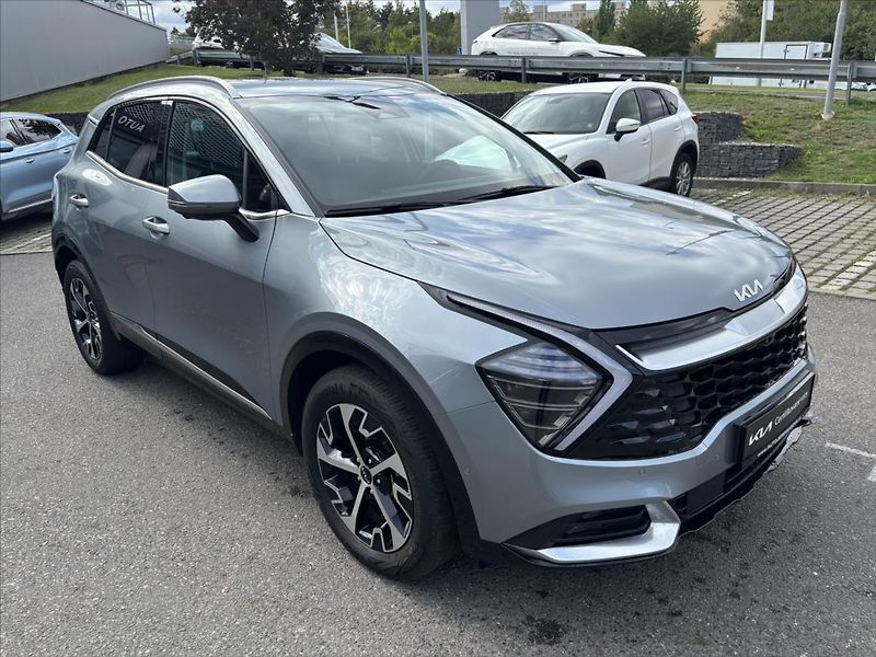 Kia Sportage 1,6 TGDi HEV AT TOP ADAPTIV - fotka 7 z 49