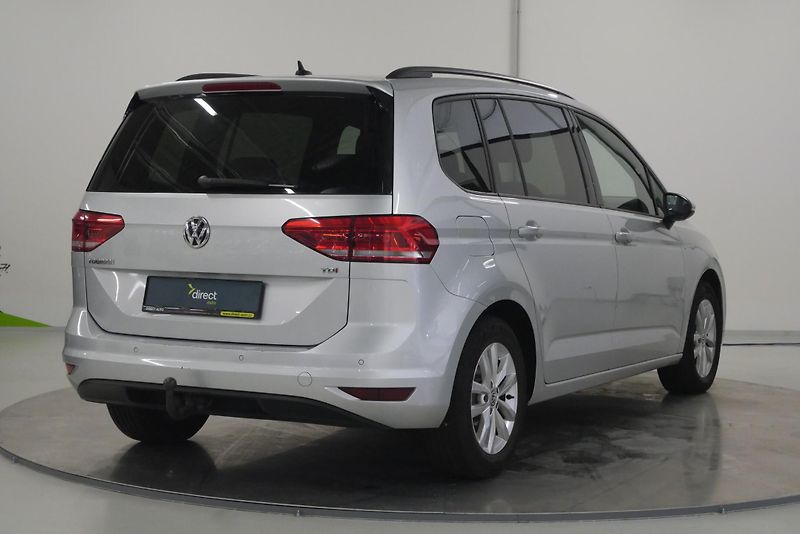 Volkswagen Touran - fotka 2 z 26
