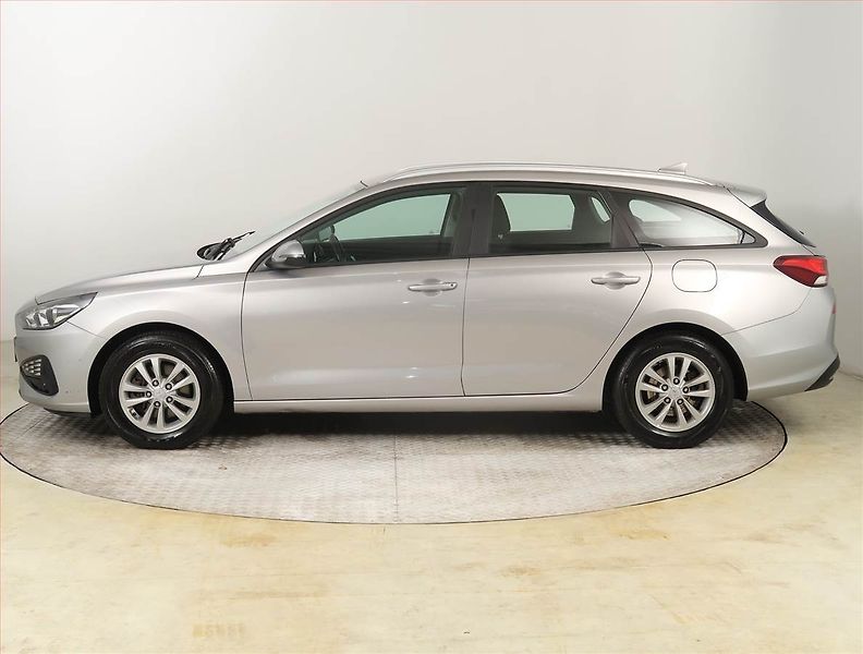 Hyundai i30 (2021) 1.6 CRDi, ČR,1.maj, Tempomat - fotka 3 z 18