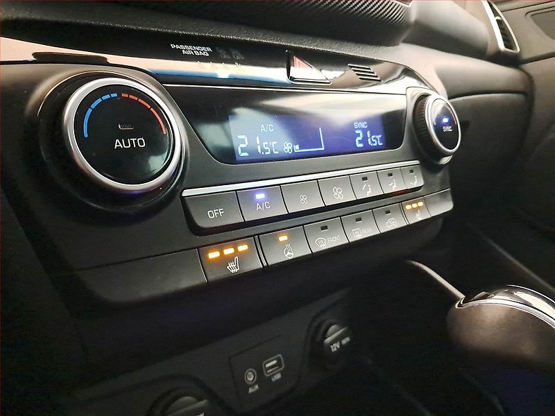 Hyundai Tucson (2019) 1.6 T-GDI, 4X4, Automat, ČR - fotka 16 z 16