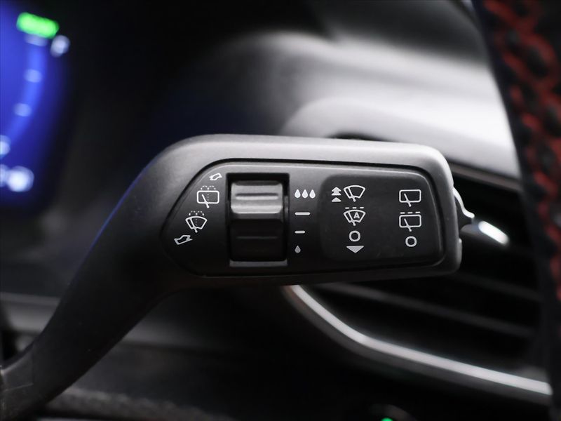 Ford Explorer 3,0 V6 267kW EcoBoost 4x4 CZ D - fotka 24 z 44