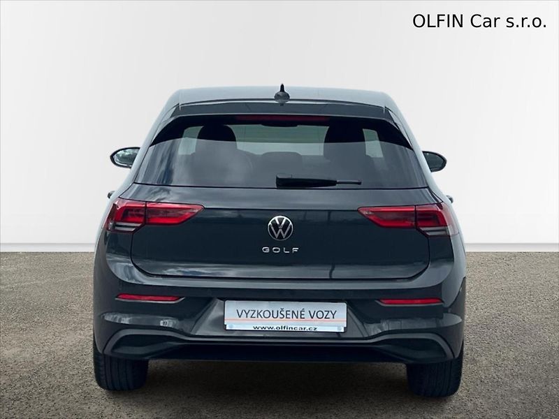 Volkswagen Golf 1,5 TSi 96 kW LIFE  REZERVACE - fotka 8 z 24
