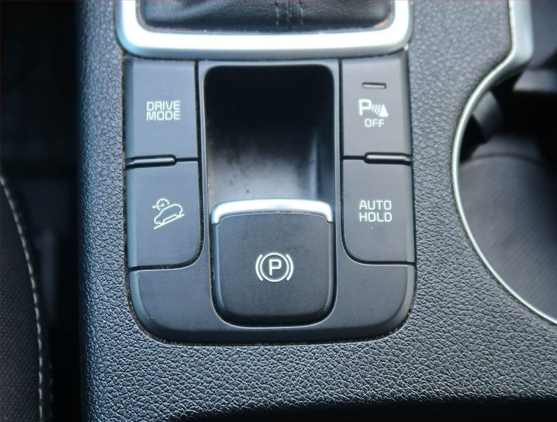Kia Sportage (2021) Exclusive 1.6 CRDi, Automat - fotka 21 z 24