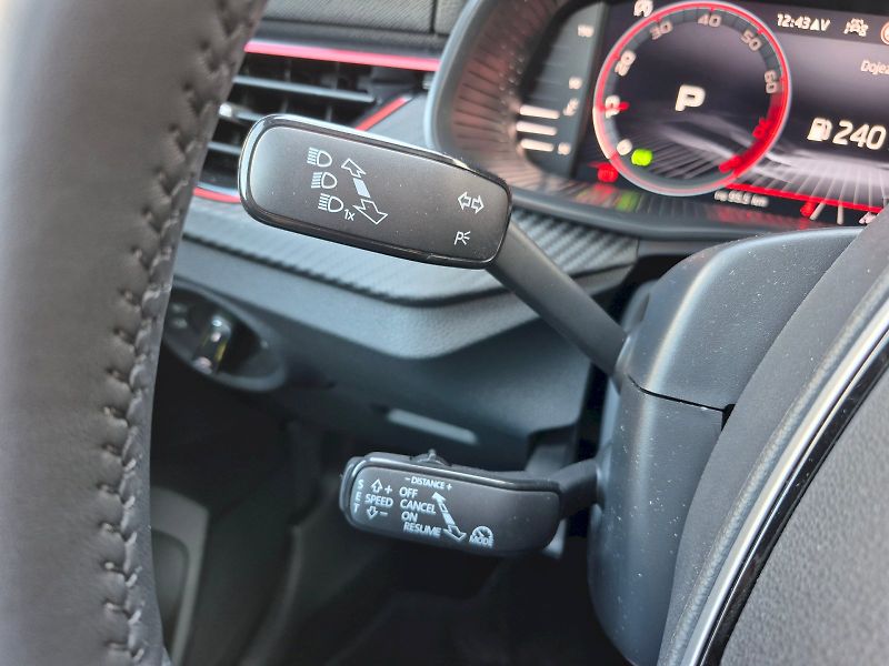 Škoda Kamiq (2025) Monte Carlo 1.0 TSI 85kW DSG - fotka 16 z 34