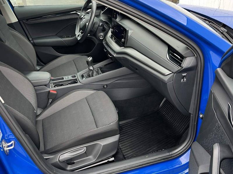 Škoda Octavia (2022) 2.0 TDI Ambition - fotka 12 z 20