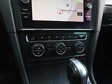 Volkswagen Golf (2019) 2.0 TDI, Automat, Serv.kniha - náhled 16