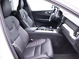 Volvo XC60 2,0 B5 173kW AWD Plus Dark CZ - náhled 12