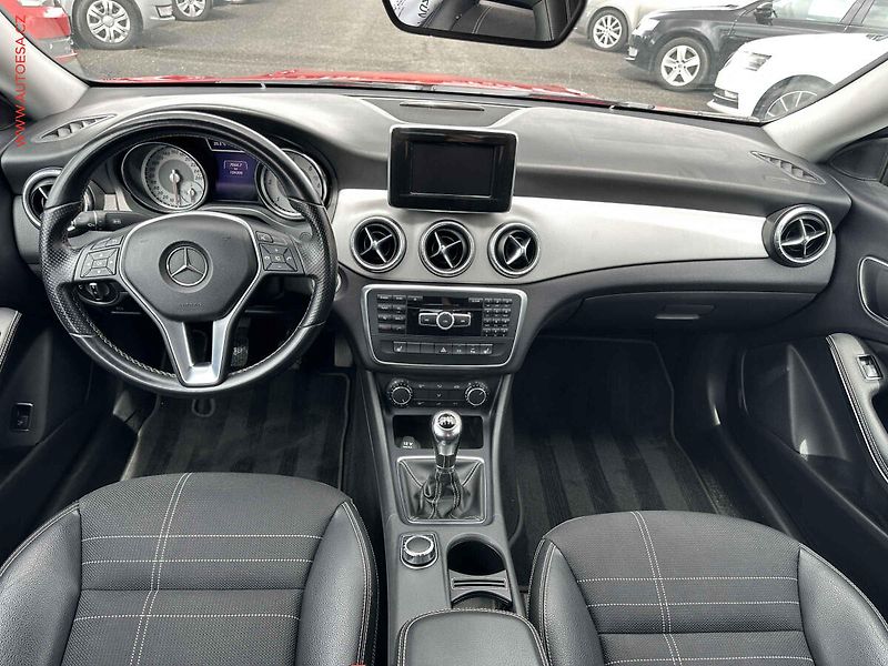 Mercedes-Benz CLA (2014) 1.8 CDi 200 CDi, ČR, AC - fotka 8 z 20