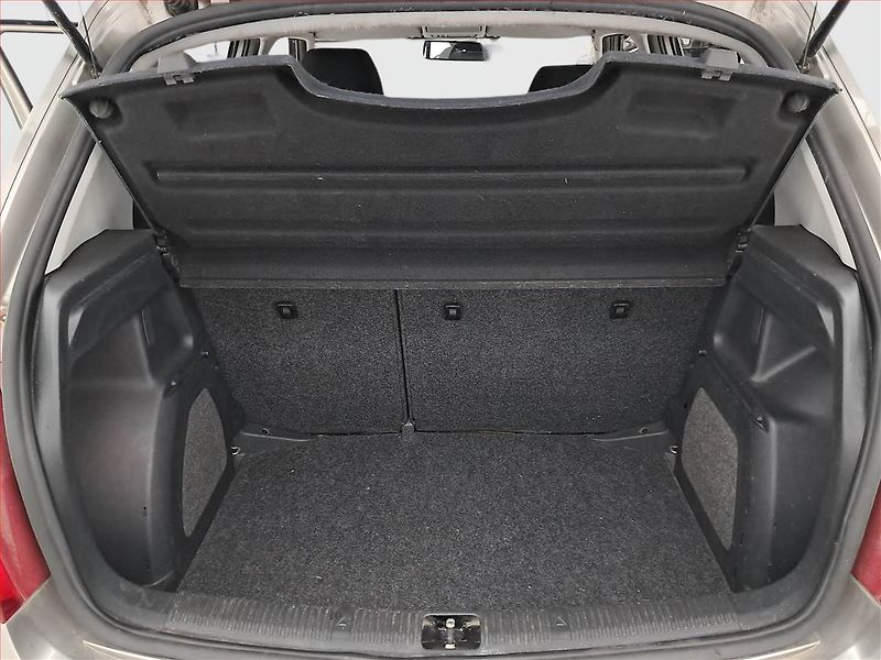 Škoda Fabia (2009) 1.2 12V, nová STK, Tažné - fotka 13 z 13