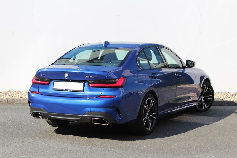 BMW Řada 3 M340i xDrive Sedan - fotka 2 z 23