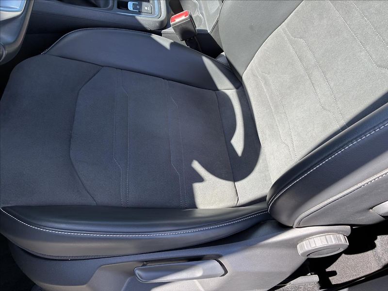 Seat Ateca 2,0 TDI TAŽNÉ,KAMERA,KŮŽE - fotka 11 z 35