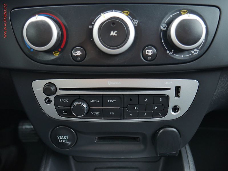 Renault Mégane (2014) 1.2 TCe, ČR, AC, temp - fotka 16 z 20