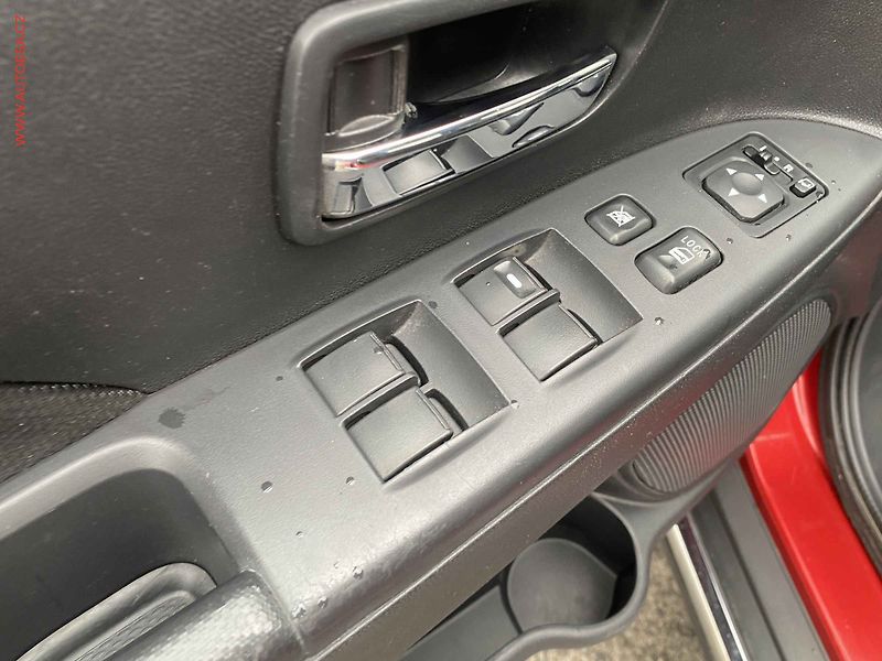 Citroën C4 Aircross (2015) 1.6HDI, 1.maj,ČR, servis - fotka 13 z 17
