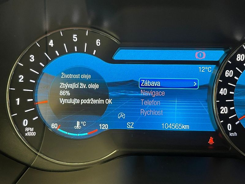 Ford S-MAX 2.0 EB Titanium LED manuál - fotka 58 z 65