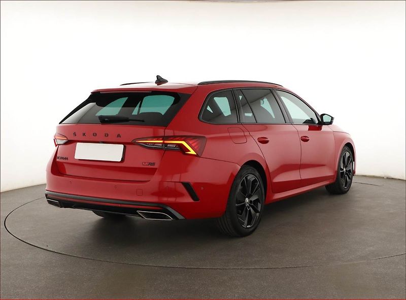 Škoda Octavia (2021) RS 2.0 TDI - fotka 5 z 20