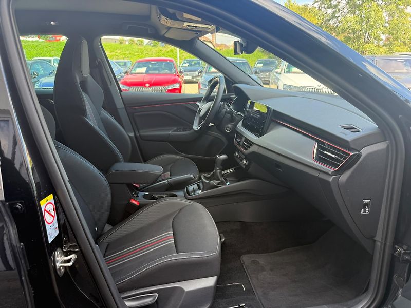Škoda Kamiq Monte Carlo 1.5 TSI 110kw DSG - fotka 9 z 27