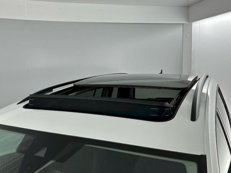 Volkswagen Touran (2022) Comfortline 2.0 TDI 90kW - fotka 29 z 33