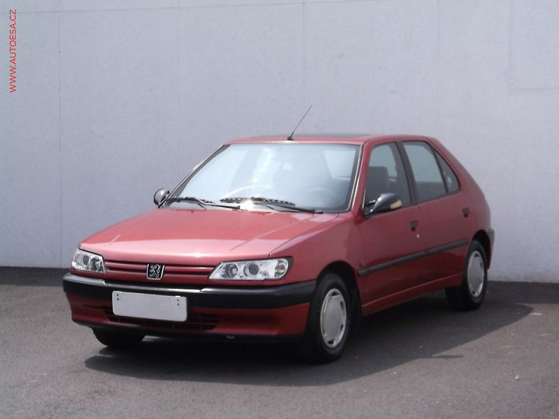 Peugeot 306 (2001) 2.0HDi - fotka 3 z 3