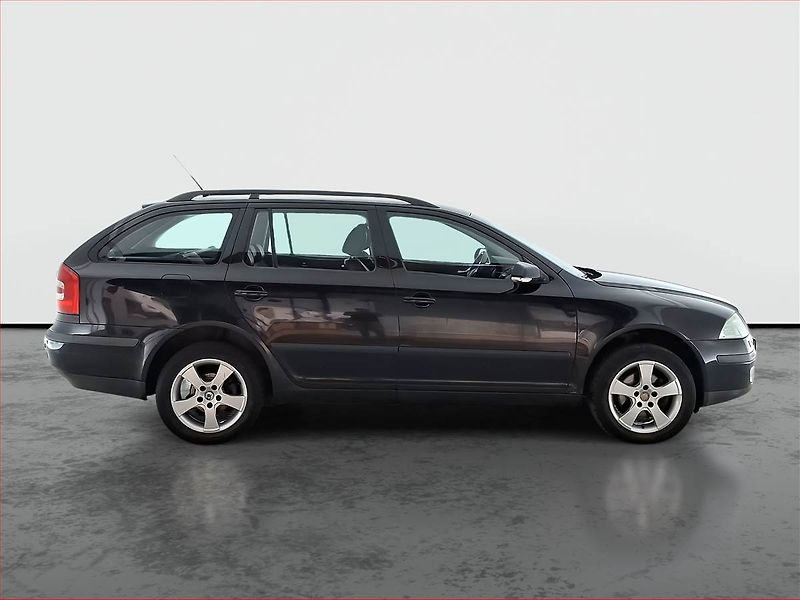 Škoda Octavia (2007) 2.0 TDI, 4X4, po STK, Tažné - fotka 6 z 14
