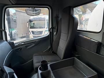 Mercedes-Benz Axor (2013) 2533 6x2 cisterna na vodu  - fotka 20 z 27