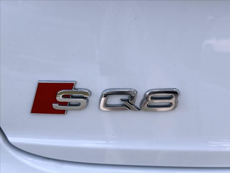 Audi SQ8 4,0 TDi QUATTRO KAMERA 1MAJ ČR - fotka 43 z 48