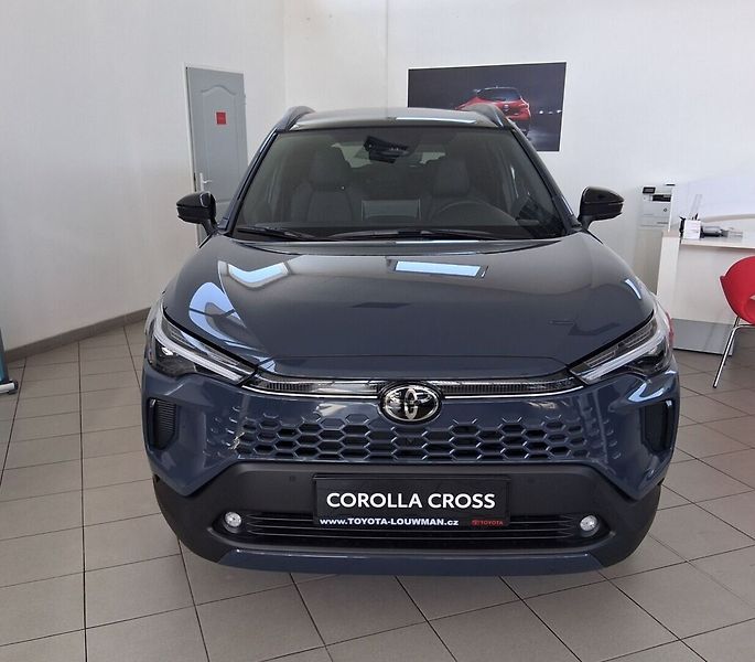 Toyota Corolla Cross Executive 2,0 HEV 4WD - fotka 2 z 4
