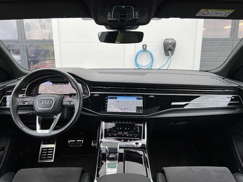 Audi Q8 55 TFSi QUATTRO S-LINE, TAŽNÉ - fotka 6 z 29