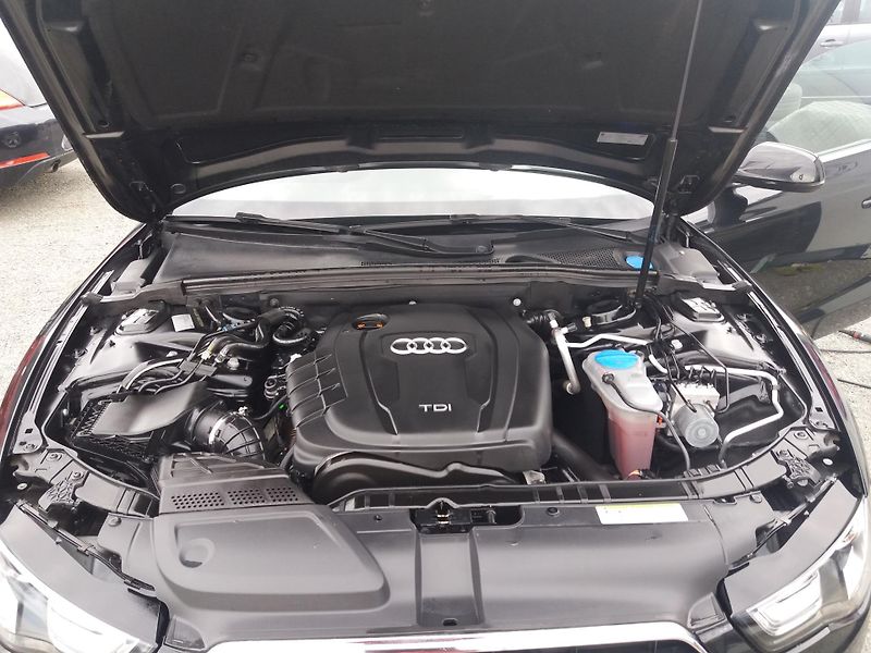 Audi A5 2.0TDi,130kW,QUATTRO,124tis-km - fotka 21 z 23