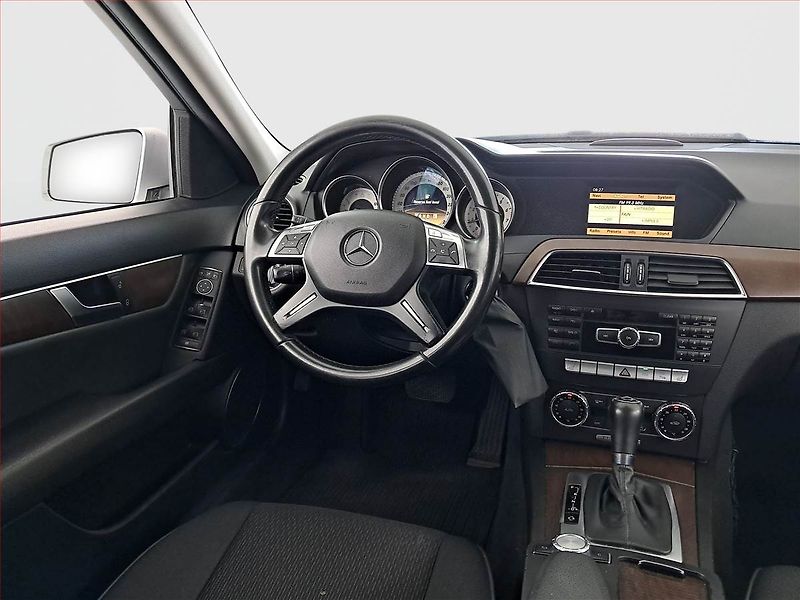Mercedes-Benz Třídy C (2011) Elegance C 180, Automat, Navi - fotka 7 z 19